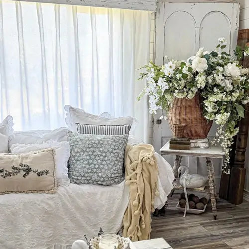 Airy linen curtains